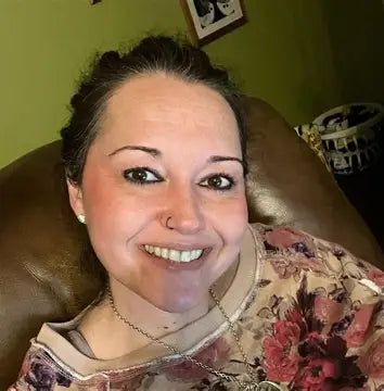 files/woman.webp